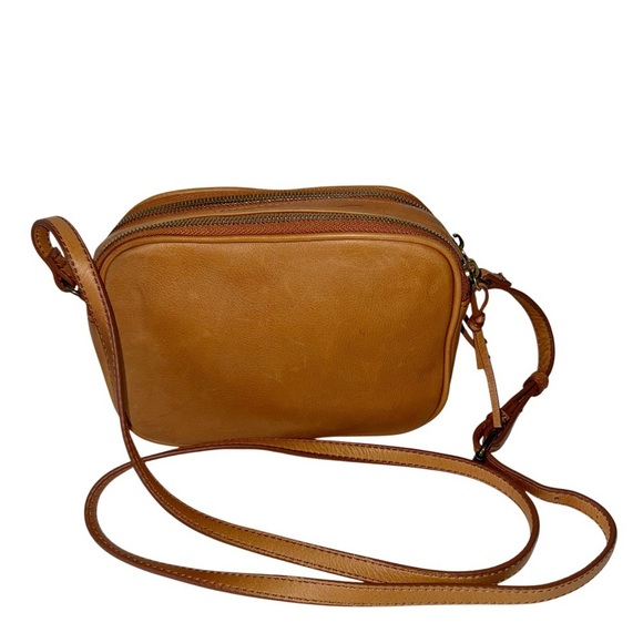 Mark & Graham Essential Crossbody Leather Handbag Camel Double Zip Compartments - Picture 4 of 12